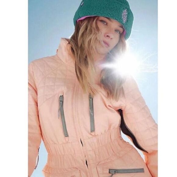 FP Movement Women's All Prepped
Ski Jacket size Large melon NWOT - Picture 1 of 13